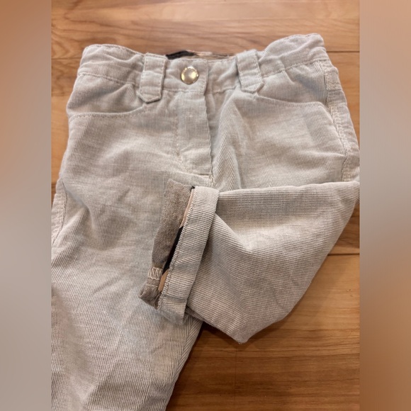‼️ SOLD ‼️ Burberry beige velvet infant pants - Picture 4 of 7